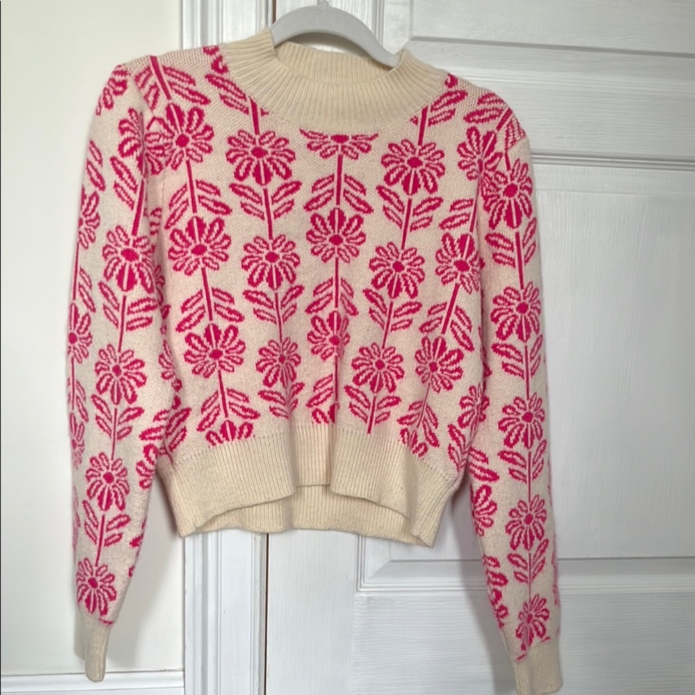 SWANK Pink and Cream Crew Neck Cropped Sweater
